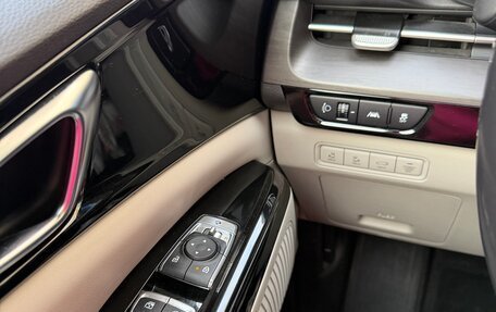 KIA Carnival, 2021 год, 4 300 000 рублей, 26 фотография