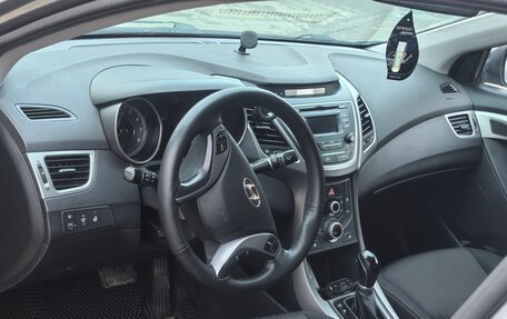 Hyundai Elantra V, 2015 год, 890 000 рублей, 6 фотография
