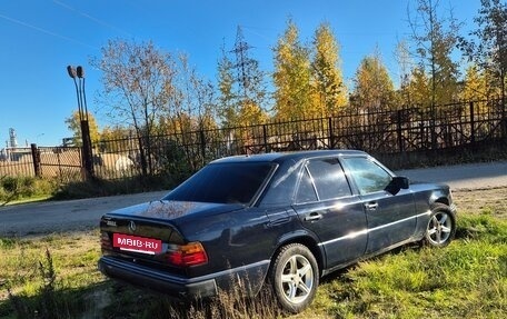 Mercedes-Benz E-Класс, 1992 год, 310 000 рублей, 4 фотография