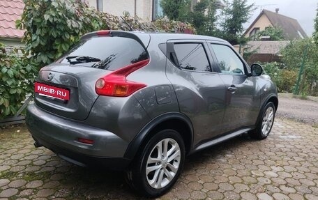 Nissan Juke II, 2013 год, 1 049 000 рублей, 10 фотография