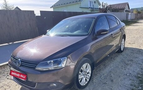 Volkswagen Jetta VI, 2014 год, 1 250 000 рублей, 5 фотография