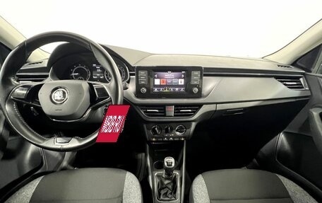 Skoda Rapid II, 2022 год, 1 500 000 рублей, 13 фотография
