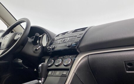 Mazda 6, 2011 год, 940 000 рублей, 24 фотография