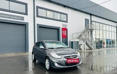 Hyundai Solaris II рестайлинг, 2011 год, 749 999 рублей, 8 фотография