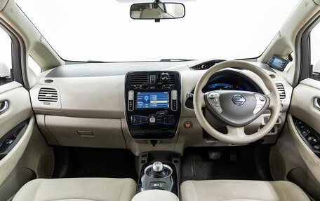 Nissan Leaf I, 2011 год, 598 000 рублей, 13 фотография