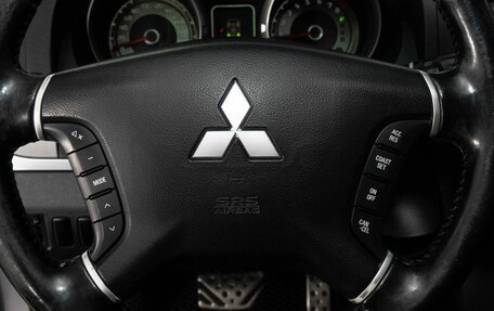 Mitsubishi Pajero IV, 2011 год, 1 650 000 рублей, 9 фотография