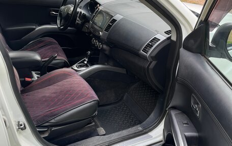 Peugeot 4007, 2010 год, 850 000 рублей, 17 фотография