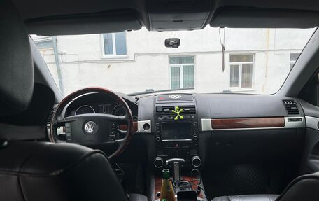 Volkswagen Touareg III, 2006 год, 770 000 рублей, 3 фотография