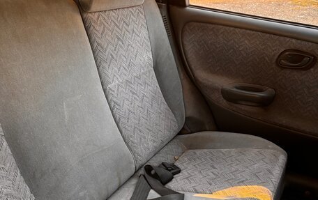 Suzuki Baleno I, 1998 год, 100 000 рублей, 4 фотография