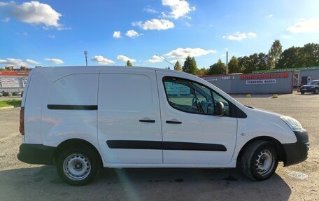 Peugeot Partner II рестайлинг 2, 2021 год, 1 250 000 рублей, 4 фотография