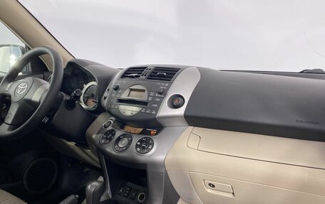 Toyota RAV4, 2006 год, 1 060 000 рублей, 20 фотография