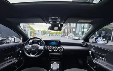 Mercedes-Benz A-Класс, 2022 год, 1 689 025 рублей, 6 фотография