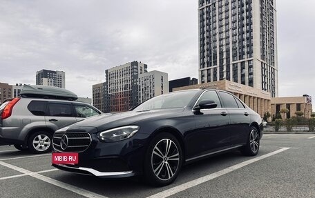 Mercedes-Benz E-Класс, 2022 год, 6 500 000 рублей, 2 фотография