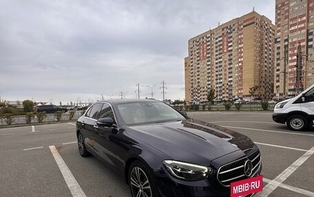 Mercedes-Benz E-Класс, 2022 год, 6 500 000 рублей, 10 фотография