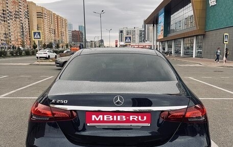Mercedes-Benz E-Класс, 2022 год, 6 500 000 рублей, 6 фотография