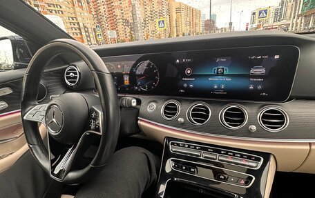 Mercedes-Benz E-Класс, 2022 год, 6 500 000 рублей, 17 фотография