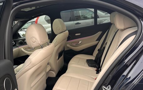 Mercedes-Benz E-Класс, 2022 год, 6 500 000 рублей, 15 фотография