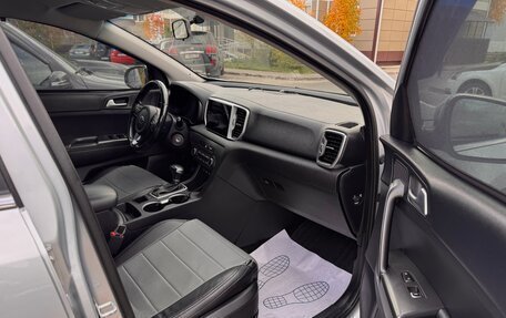 KIA Sportage IV рестайлинг, 2016 год, 2 000 000 рублей, 9 фотография