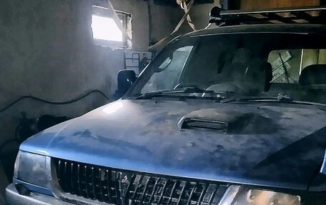 Mitsubishi Challenger I рестайлинг, 1996 год, 750 000 рублей, 1 фотография