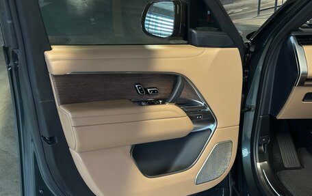 Land Rover Range Rover IV рестайлинг, 2022 год, 13 900 000 рублей, 8 фотография