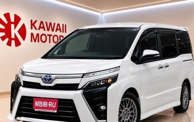 Toyota Voxy III, 2021 год, 1 520 000 рублей, 1 фотография