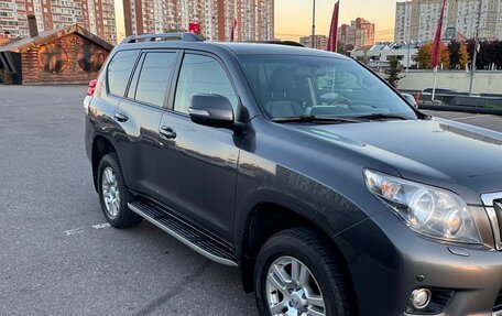 Toyota Land Cruiser Prado 150 рестайлинг 2, 2012 год, 3 300 000 рублей, 5 фотография