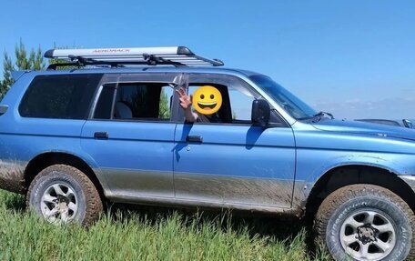 Mitsubishi Challenger I рестайлинг, 1996 год, 750 000 рублей, 2 фотография