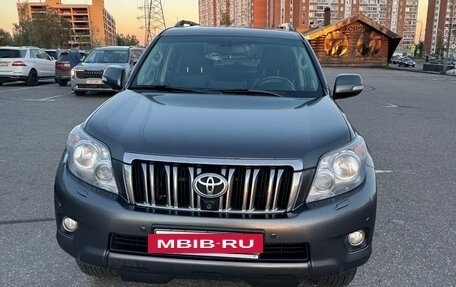 Toyota Land Cruiser Prado 150 рестайлинг 2, 2012 год, 3 300 000 рублей, 6 фотография