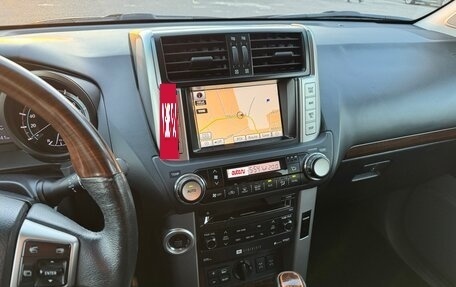 Toyota Land Cruiser Prado 150 рестайлинг 2, 2012 год, 3 300 000 рублей, 12 фотография