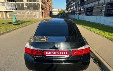 Honda Accord IX рестайлинг, 2013 год, 1 590 000 рублей, 4 фотография