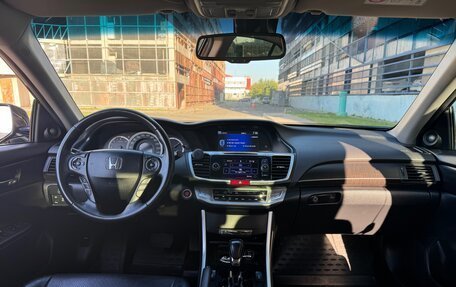 Honda Accord IX рестайлинг, 2013 год, 1 590 000 рублей, 11 фотография
