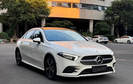Mercedes-Benz A-Класс, 2023 год, 1 799 025 рублей, 3 фотография