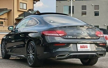 Mercedes-Benz C-Класс, 2019 год, 1 650 000 рублей, 4 фотография