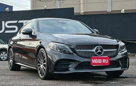 Mercedes-Benz C-Класс, 2019 год, 1 650 000 рублей, 3 фотография