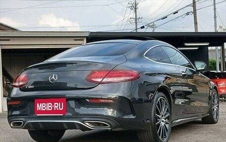 Mercedes-Benz C-Класс, 2019 год, 1 650 000 рублей, 6 фотография