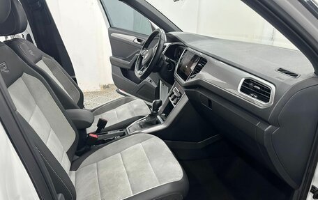Volkswagen T-Roc I, 2022 год, 1 610 000 рублей, 8 фотография
