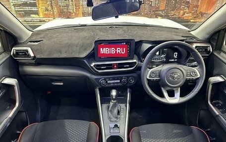 Toyota Raize I, 2022 год, 1 050 000 рублей, 14 фотография
