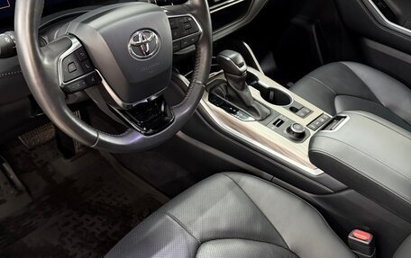 Toyota Highlander, 2024 год, 5 300 000 рублей, 4 фотография