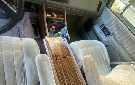Chevrolet Suburban VIII, 1993 год, 2 000 000 рублей, 9 фотография