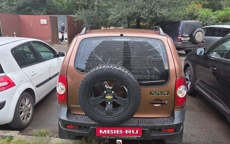 Chevrolet Niva I рестайлинг, 2018 год, 820 000 рублей, 3 фотография