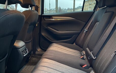 Mazda 6, 2019 год, 2 200 000 рублей, 9 фотография