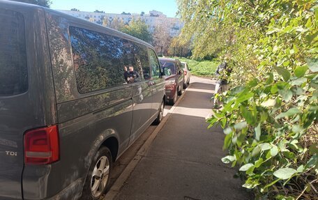 Volkswagen Caravelle T5, 2014 год, 2 100 000 рублей, 3 фотография