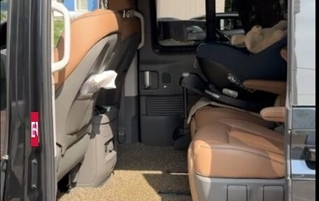 Hyundai Staria, 2021 год, 6 850 000 рублей, 10 фотография