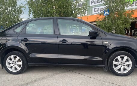 Volkswagen Polo VI (EU Market), 2013 год, 650 000 рублей, 2 фотография