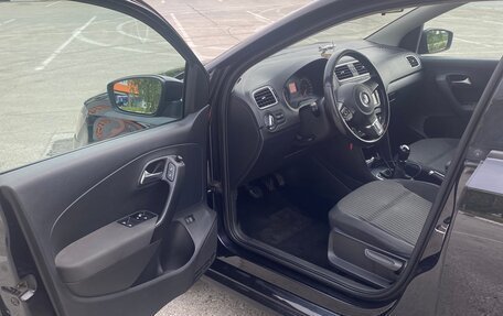 Volkswagen Polo VI (EU Market), 2013 год, 650 000 рублей, 10 фотография