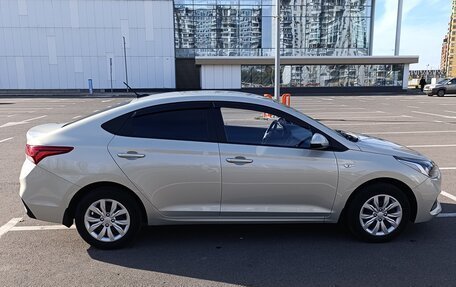 Hyundai Solaris II рестайлинг, 2018 год, 1 550 000 рублей, 3 фотография
