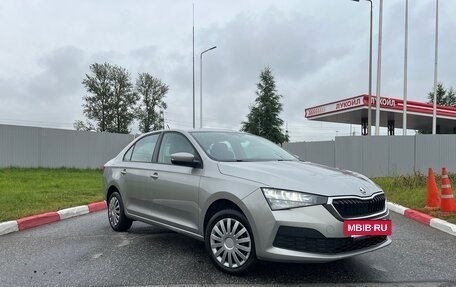 Skoda Rapid II, 2021 год, 1 490 000 рублей, 2 фотография