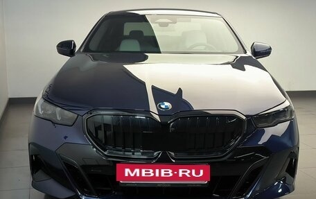 BMW 5 серия, 2024 год, 11 500 000 рублей, 24 фотография