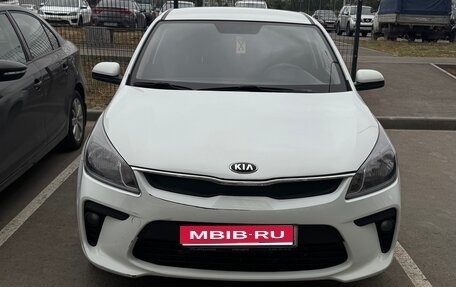 KIA Rio IV, 2018 год, 1 100 000 рублей, 1 фотография