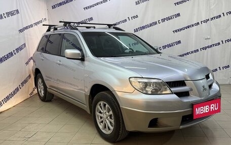 Mitsubishi Outlander III рестайлинг 3, 2007 год, 535 000 рублей, 3 фотография
